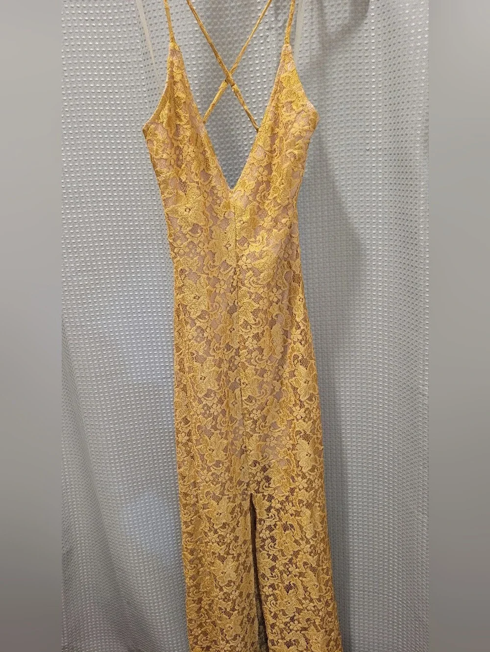 Rubber Ducky Productions. Gold Lace Evening Gown – Size Medium - Picture 2 of 4